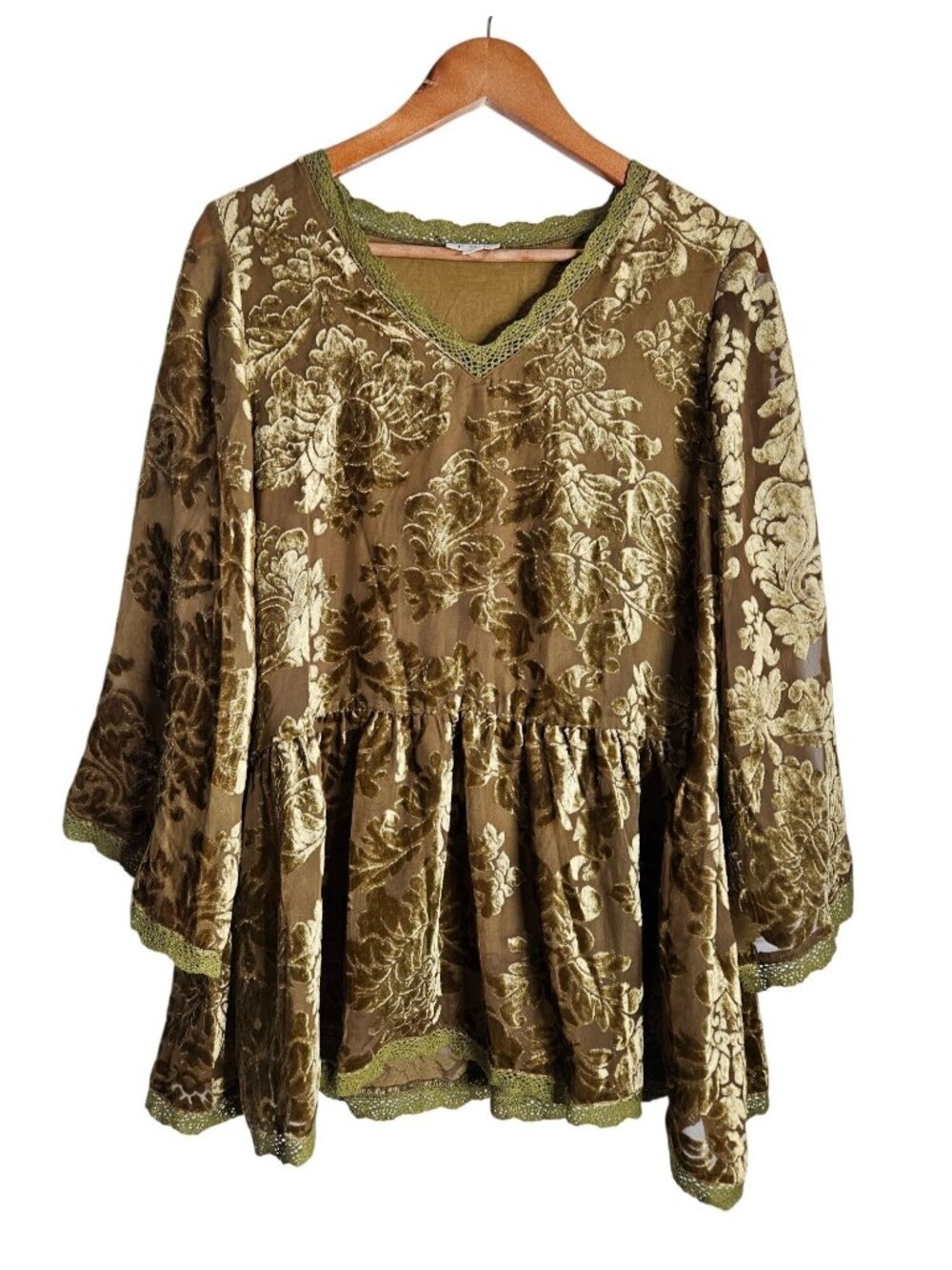 POL Floral Burnout Boho Whymsical Velvet Tunic Top Lace Trim Womens Small